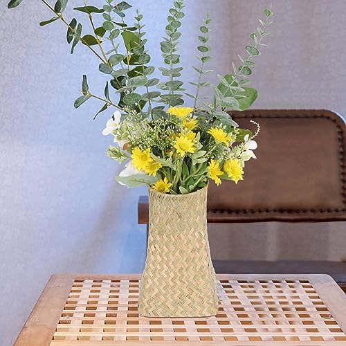 Angoily Woven Seagrass Vase with Dried Flowers