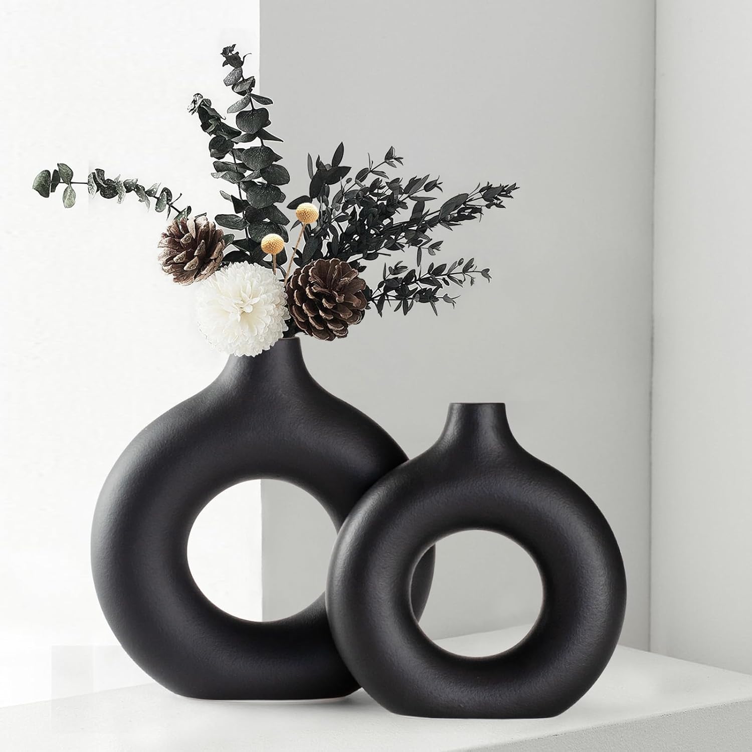 CEMABT Modern Donut Shape Black Ceramic Vase