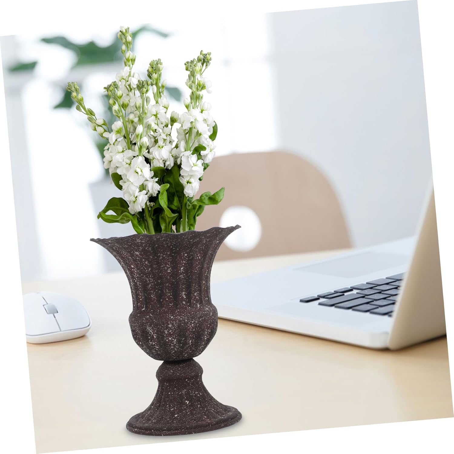 Elegant Dried Flower Vase Wrought Iron Planter for Home and Garden