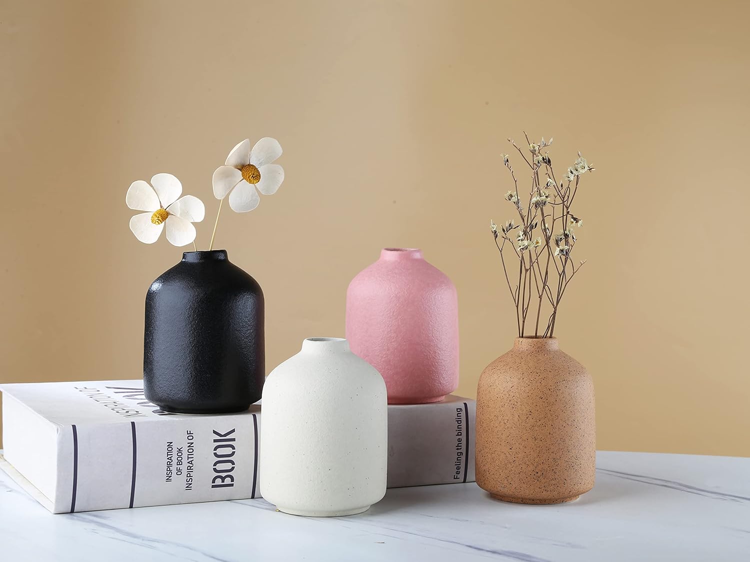 Modern Minimalist Ceramic Vase - Black