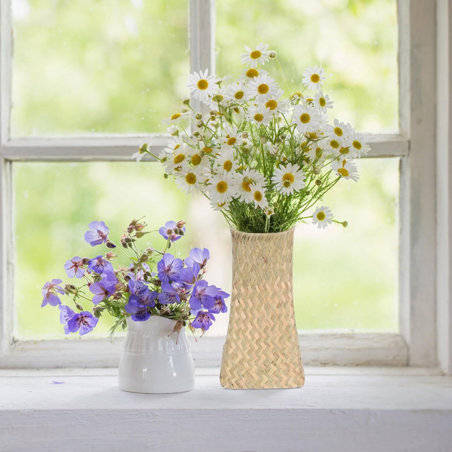 Angoily Woven Seagrass Vase with Dried Flowers